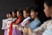 中国の若者たちに人気の「三坑」カルチャーとは？.jpg